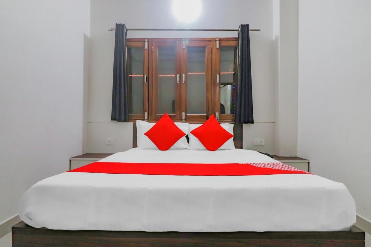 Rajlakshmi Guest House Mathura Exterior foto