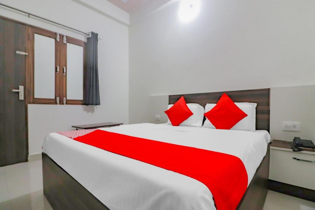 Rajlakshmi Guest House Mathura Exterior foto